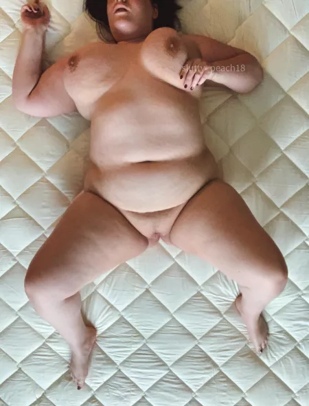 How’s the view? by slutty_peach18