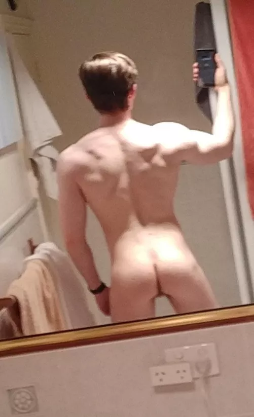 How's the view from behind? by sjsj123456789