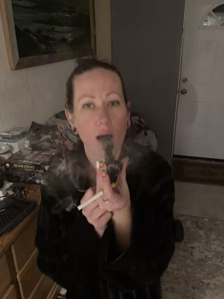 How’s the weekend hun? by LauraWhora420