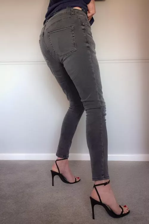 How's your day going? by NikkiM2828