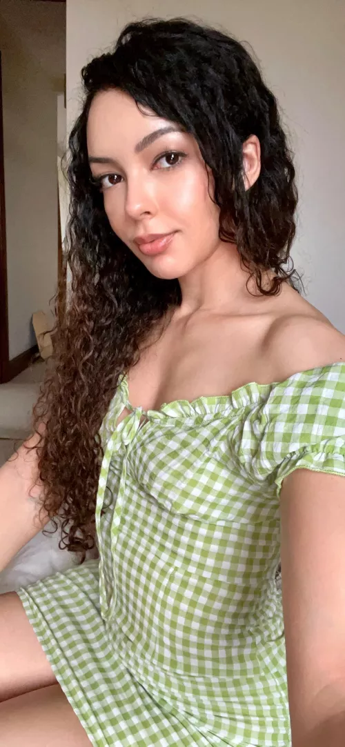 How's your day going? [f] by SiennaGoddess