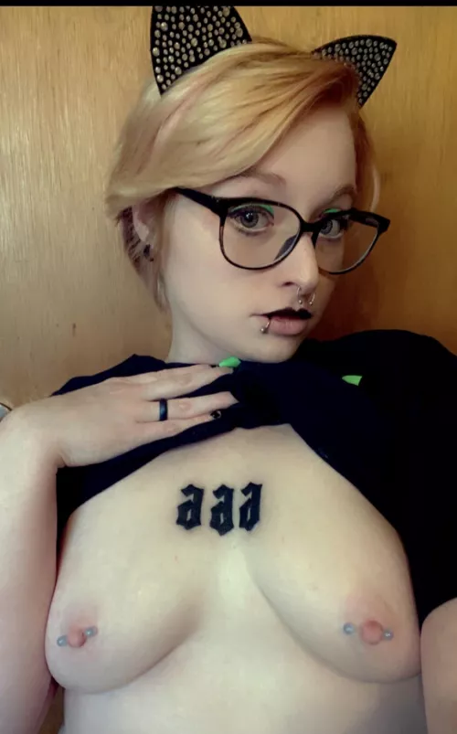 How’s your day going? by strxwberryfxe