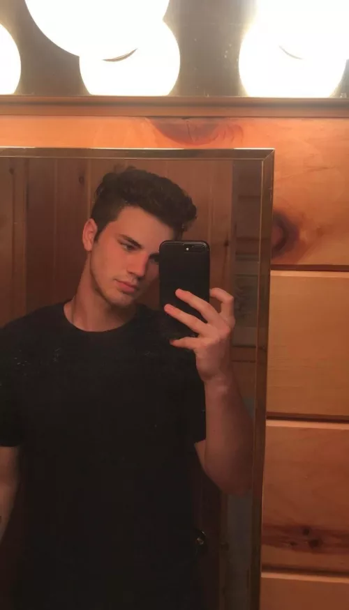 hows your new year so far? by tyler_bisexual