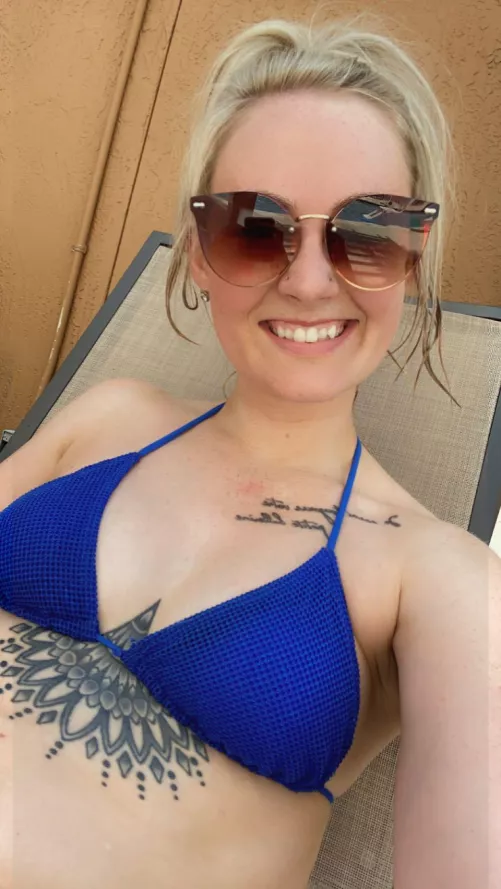 How’s your night going? 🖤 by HaiSweets