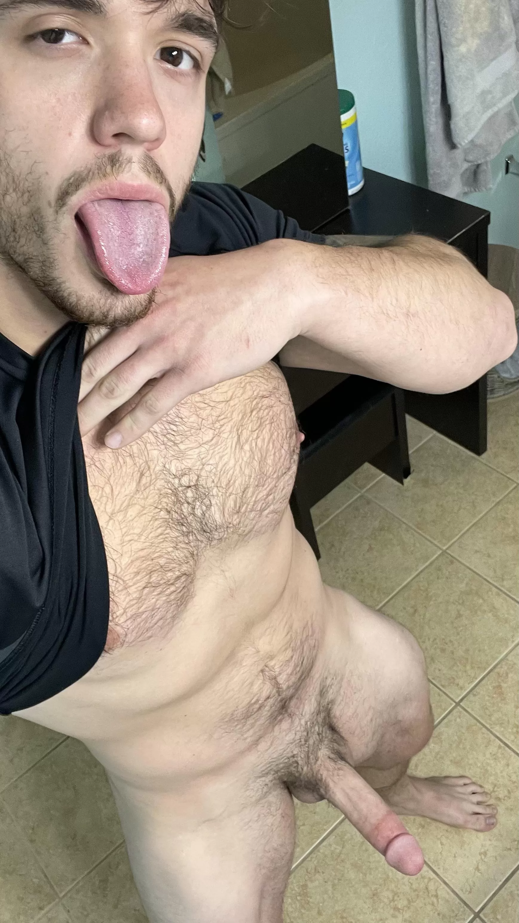 How’s your night going? posted by ThiccSoliddTight