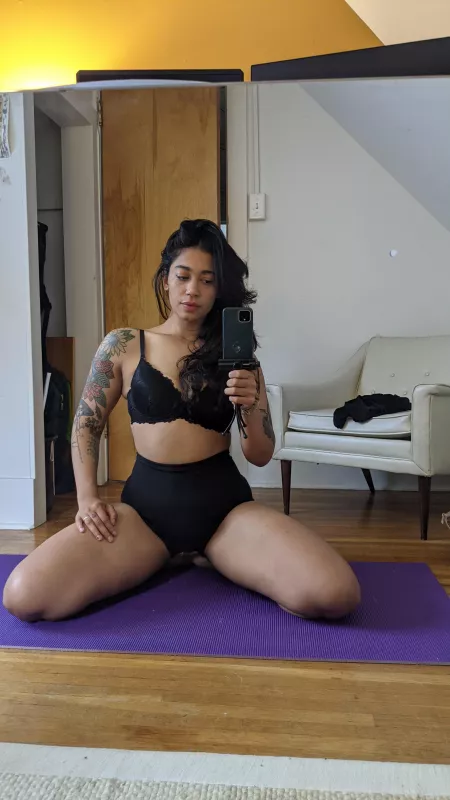 How's your Sunday, babe? by TarooRooot