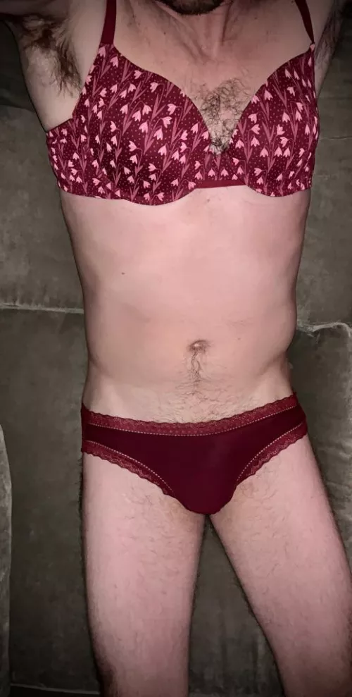 How’s your weekend going? DM or KIK: PantyWearingGuy_OC by pantywearingguy