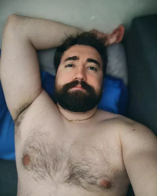 How's your weekend? by rdjk5