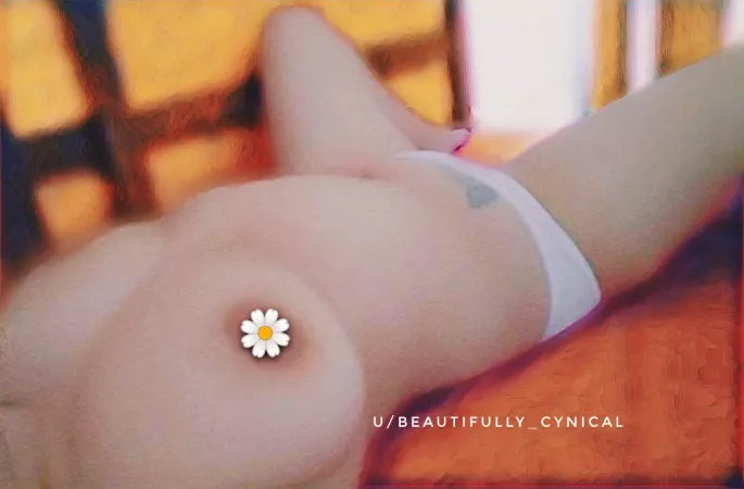 How's your weekend starting so (f)ar? 😉 by Beautifully_Cynical