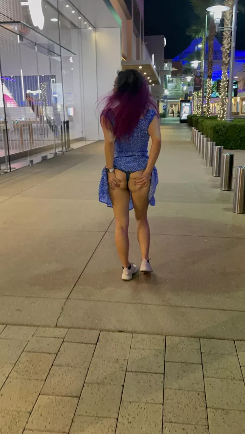 Hubbies point of view on our shopping trip 😈 by eastsidehotwife