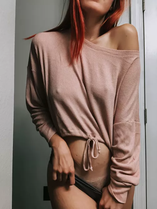 Hubby knows that I’m here… but doesn’t know that I enjoy playing with you🤫 by hanna_jay