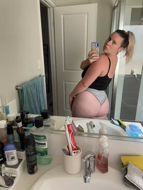 Hubbys at work 🤭😉 by DaddysLilStoner420