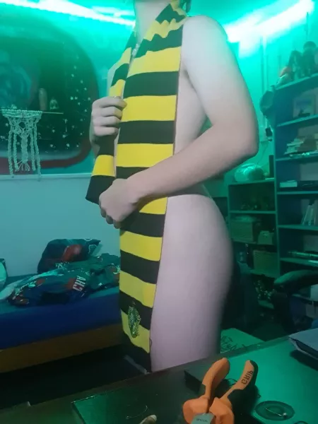 Hu[F]flepuffs are always happy to help by hoofnail