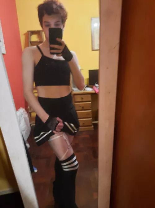 Hug me? 🥺🥺💖 by cutetinaa