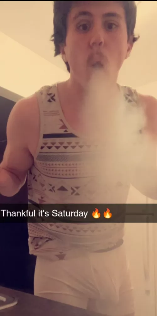 Huge boner and huge cloud 🔥 (m) by richardhogan77