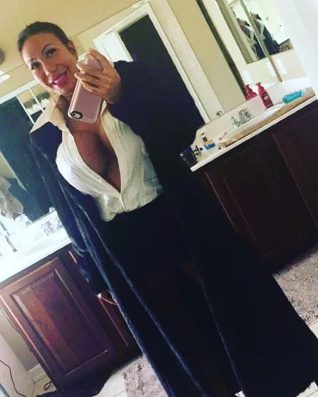 Huge cleavage by NeedMoarBoobs