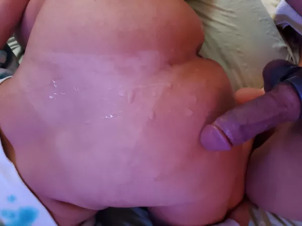 huge nut on milf booty by youngt10