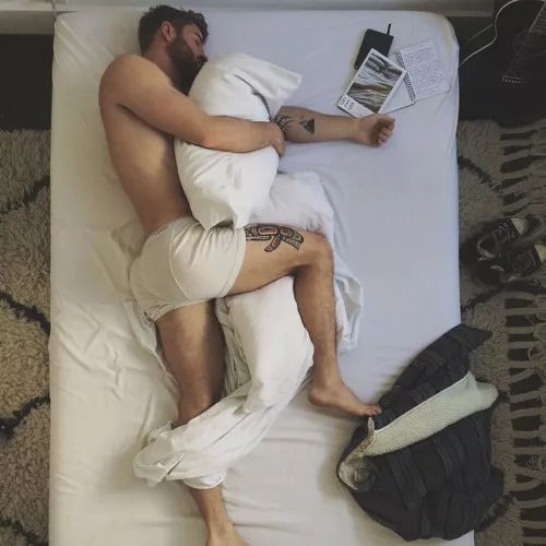Hugging the Pillow posted by Mad4Reddit