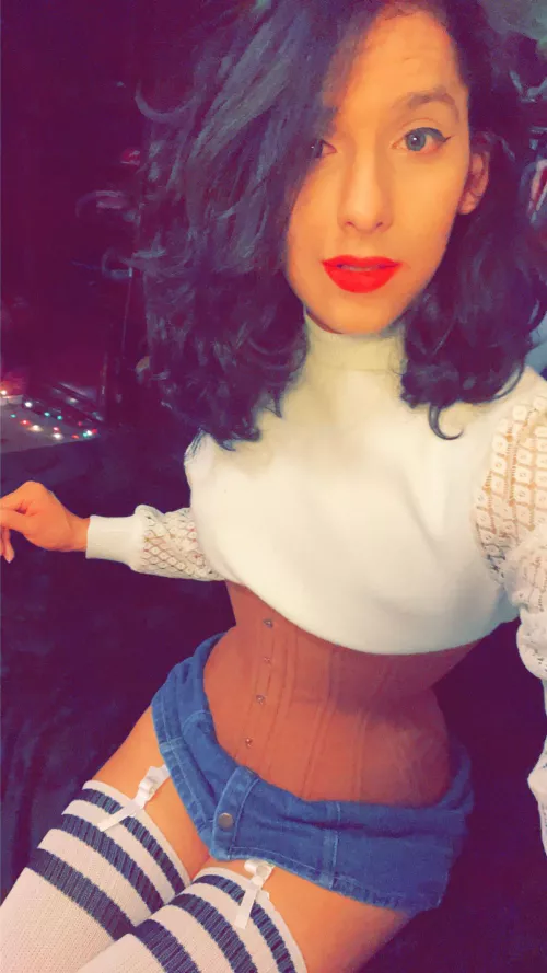 Huh. I think I might be hotter than your girlfriend.. by CirclingSiren