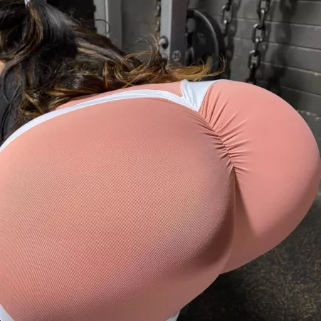 Hump day by Toxicpiecat