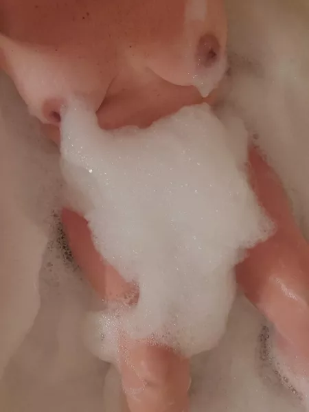 Hump Day Bubbles. Any volunteers to wash my back? by Ms_Anastasia