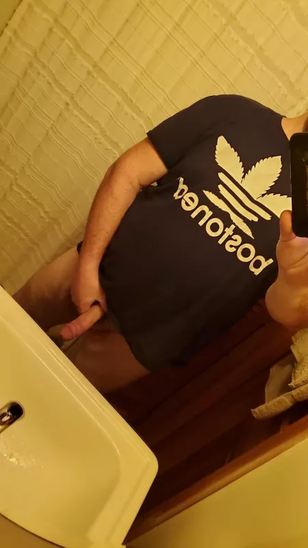 Humpday desires.... by ThickBlueCollar