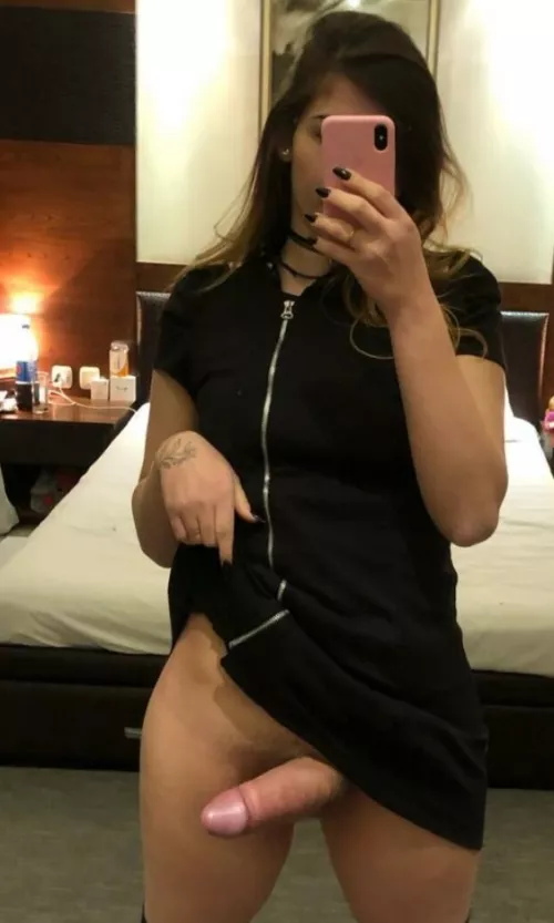 Hung and gorgeous by ellasmitherson