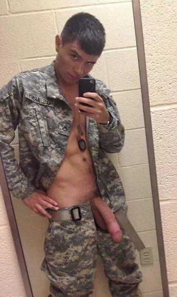 “Hung Army lad” … posted by neilfromsydney2003