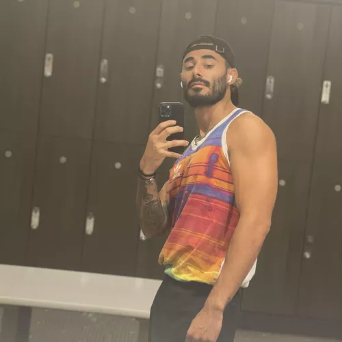 Hung at heart by Specialagentgus