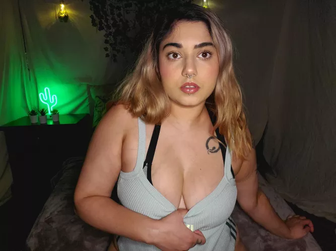 Hungarian x Indian by TheScorpioMoon666