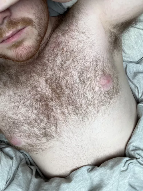 Hungover Sunday. by Skjoete