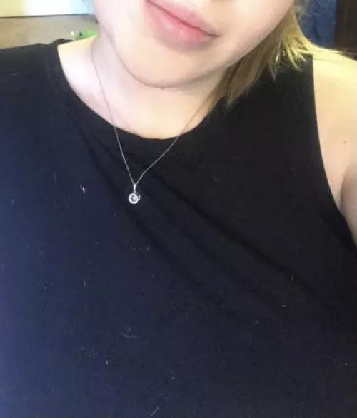 Husband is out of town by mrsbigman