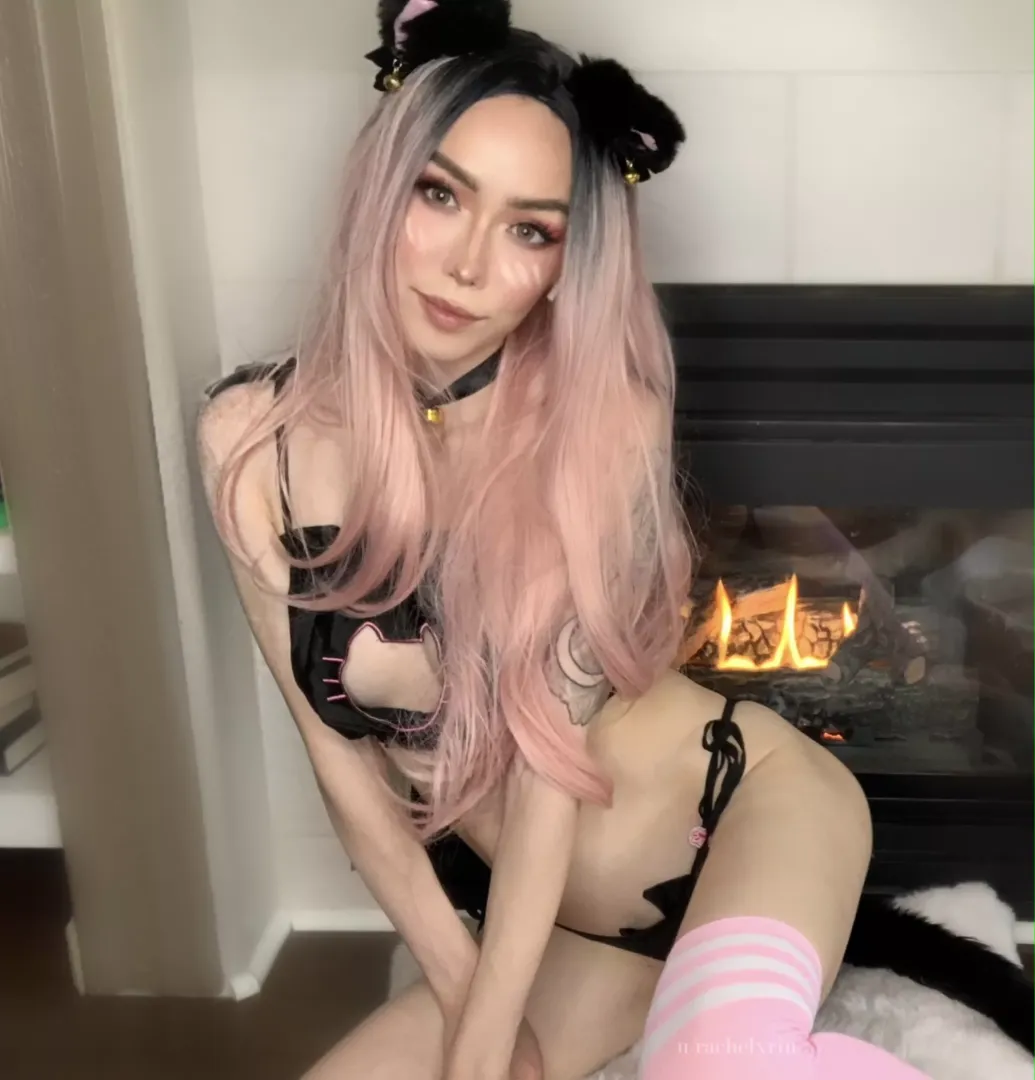 Hya ~ posted by rachelxrin