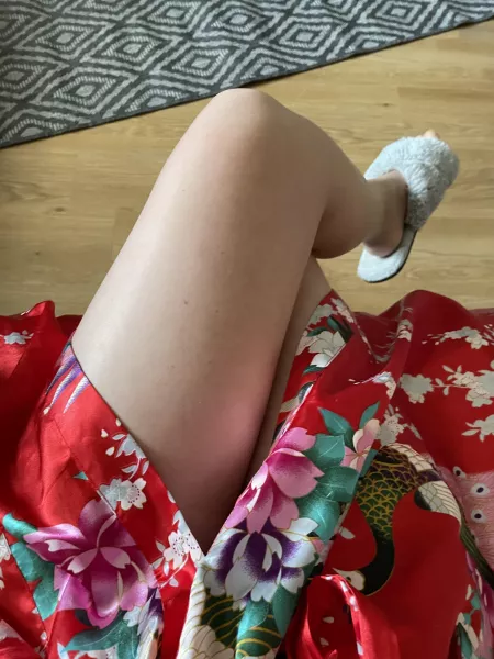 I adore sheer pantyhose 😘 by Misstights