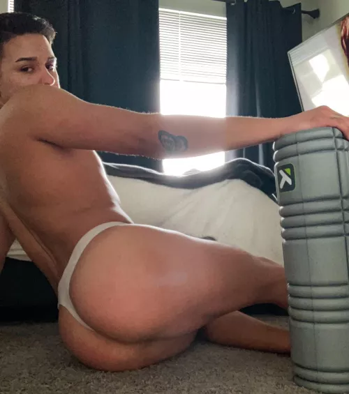 i also need my hole stretched out by dylicious970