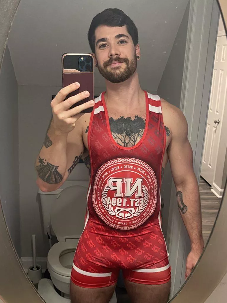 I always feel sexy when I put this on posted by thatyogafvcker