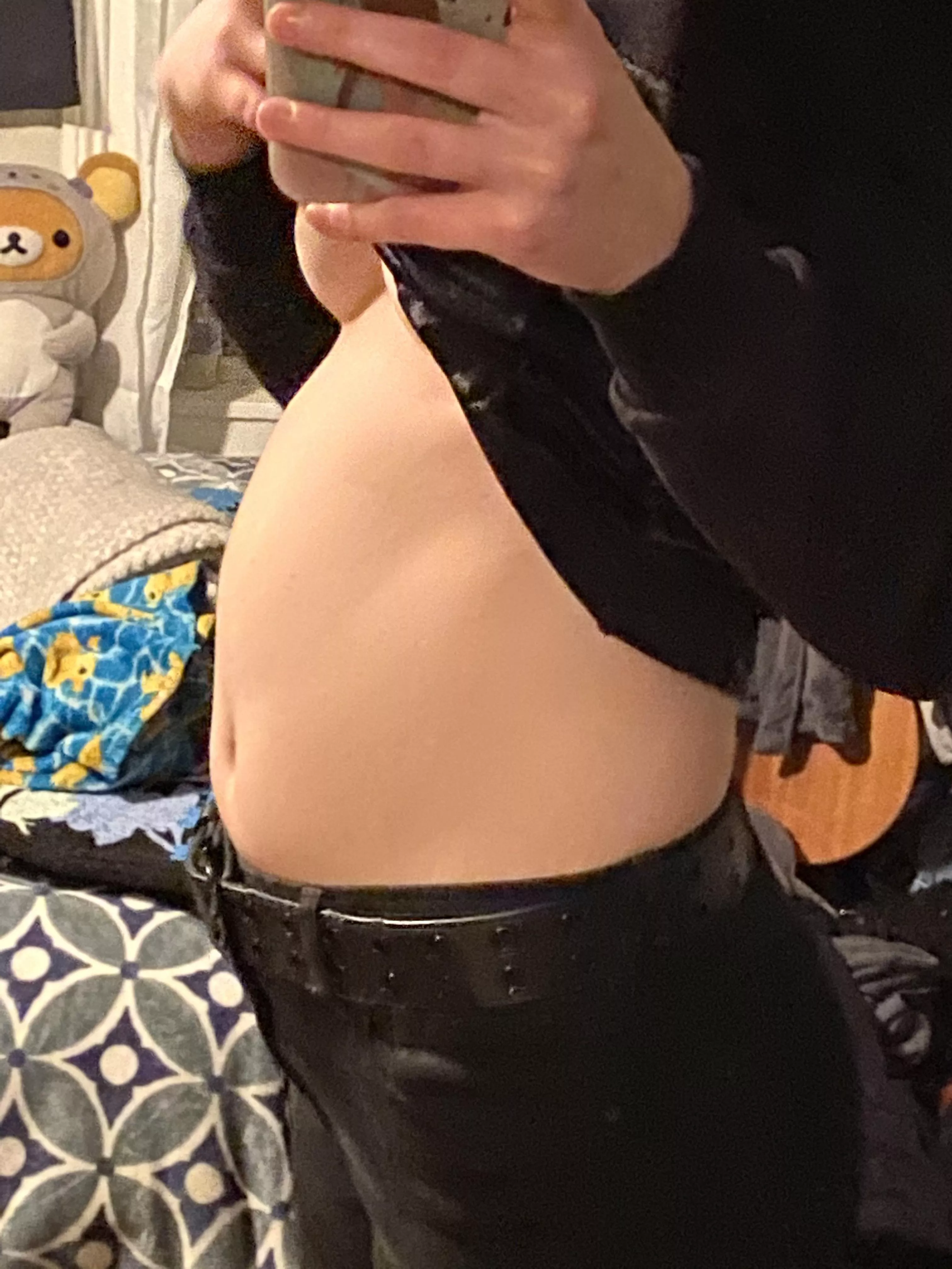 i always get so big when im convinced im just “casually snacking.” thats the life of being a piggy🙄 posted by mazokizumi