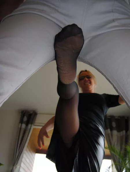 I always love this view with a good kick and a nice smile! by skipperbob