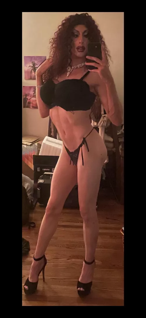 I always match my lingerie ;) by pantyboydreams