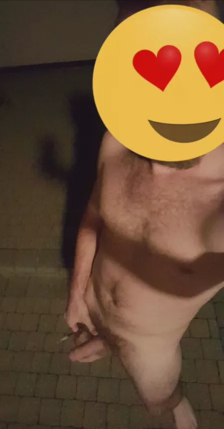 I am 23 from Belgium 🇧🇪 by heyy321