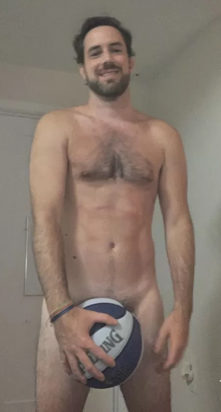 I am 6’3” of course I play basketball! Should I move the ball? by justforfunin757