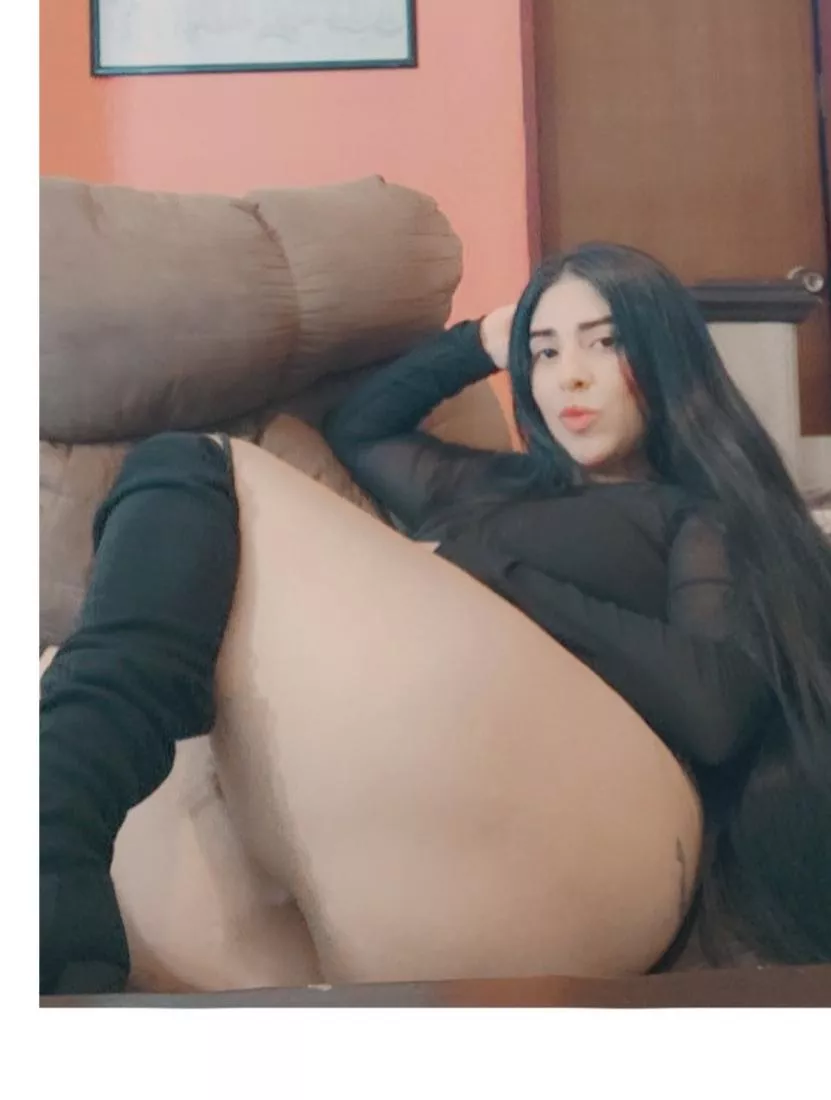 I am a very sexy and hot Latina 😈 [for sale] video calls- nude photos and videos - sexting - GFE- Anal - lesbian content - sex tape - personalized videos - fetish💋 [available] kik: michellsexy26 / Snap: romario.c13 I check on alive posted by alexa_sexy