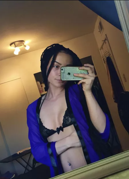 I am RATING dicks all day today. think yours is a 10/10? CUM SHOW ME 😏 $4 link in comments 💦 by mzavarose