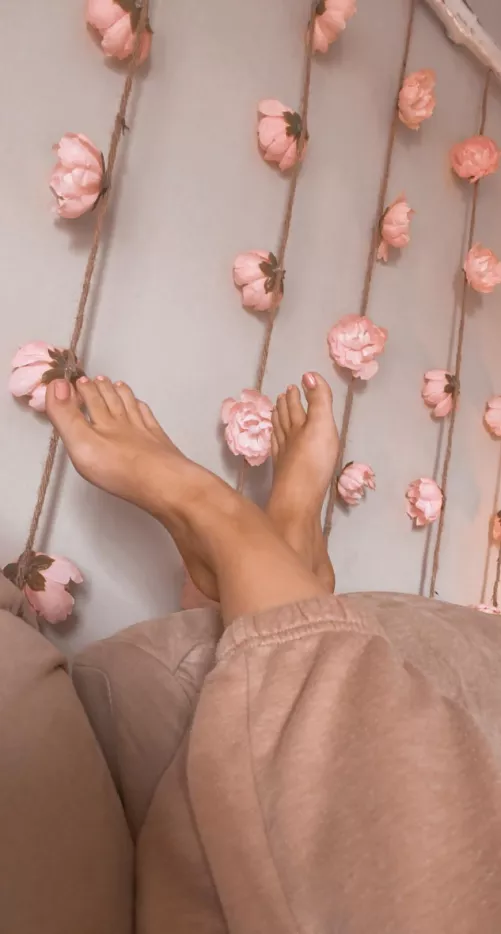 i am really wanting a foot tattoo, any suggestions? by doll_feet01