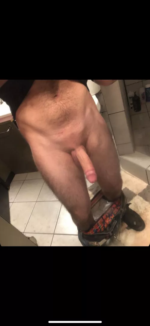 I a(m) wondering about whatcha thinkin? 👀 by Countysfinest