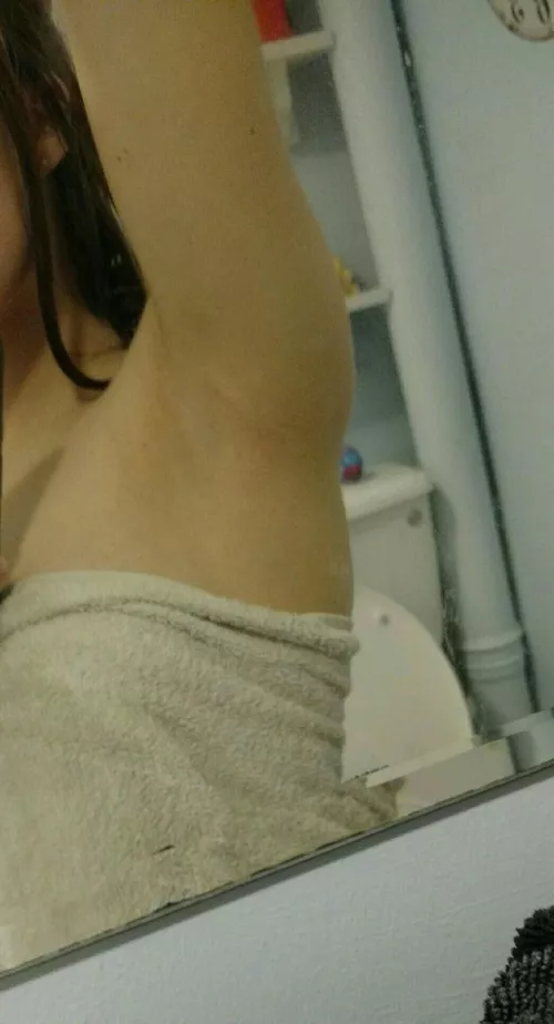 I asked a girl for an armpit pic and she sent this by AwesomeLust