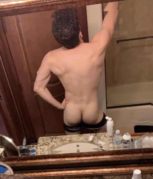 I assume yall are fans of baseball booty? by backatitboy69