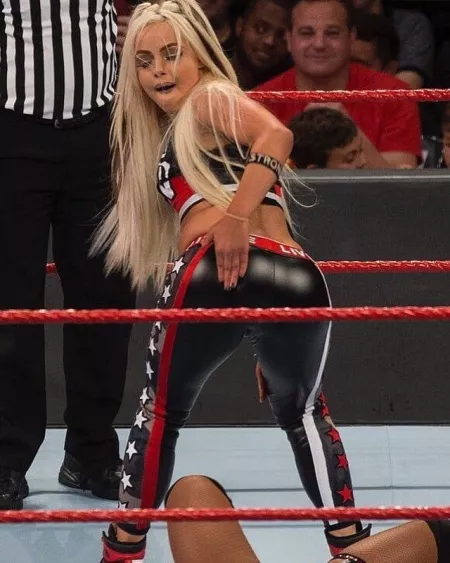 I bet Liv got a tight ass by [deleted]