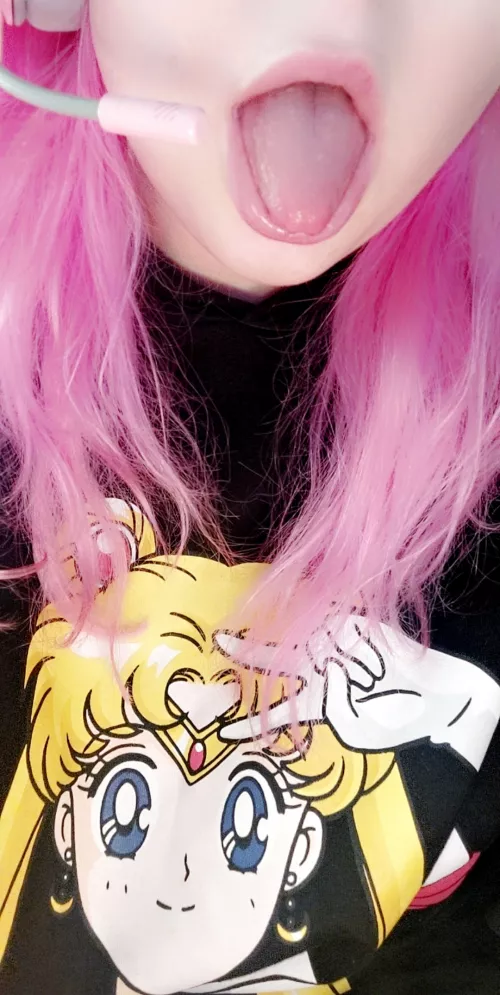 I bet you wish you could fill my pretty little mouth. by PwincessEgirl