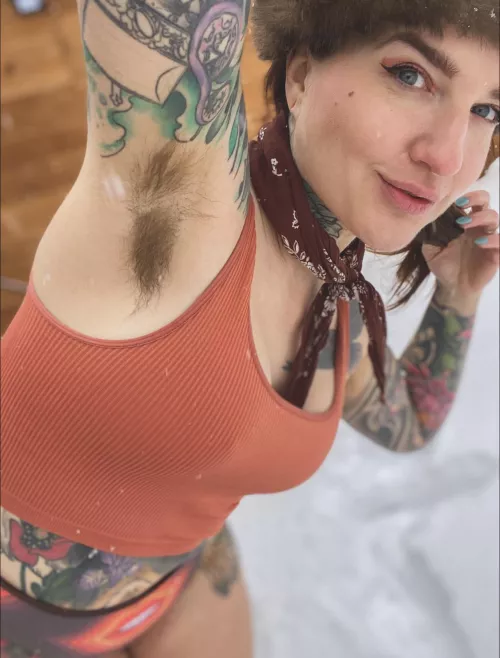 I can keep you nice and warm 🥰 by wolffinthethroneroom